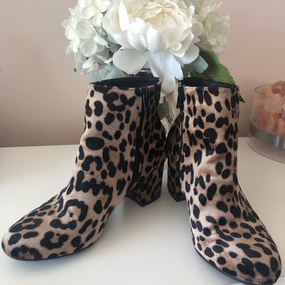 Brand New Size 7 Animal Print Booties